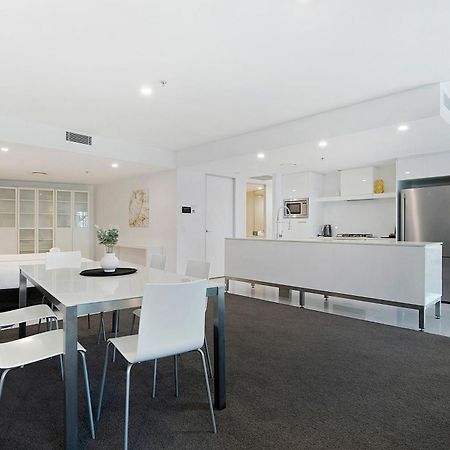 Q Tower At Surfers Paradise - Self Contained Apartments Gold Coast Bagian luar foto