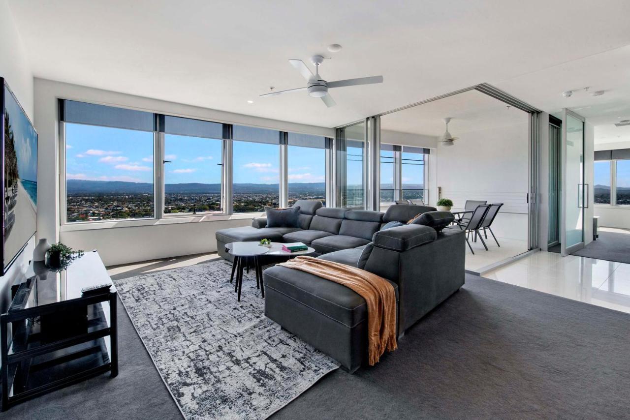 Q Tower At Surfers Paradise - Self Contained Apartments Gold Coast Bagian luar foto