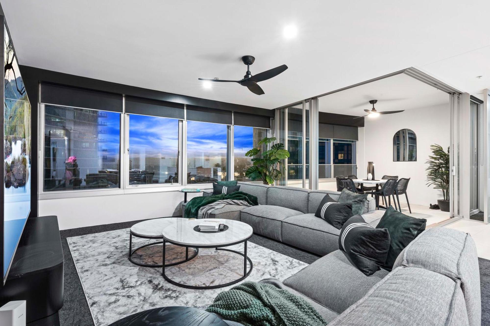 Q Tower At Surfers Paradise - Self Contained Apartments Gold Coast Bagian luar foto