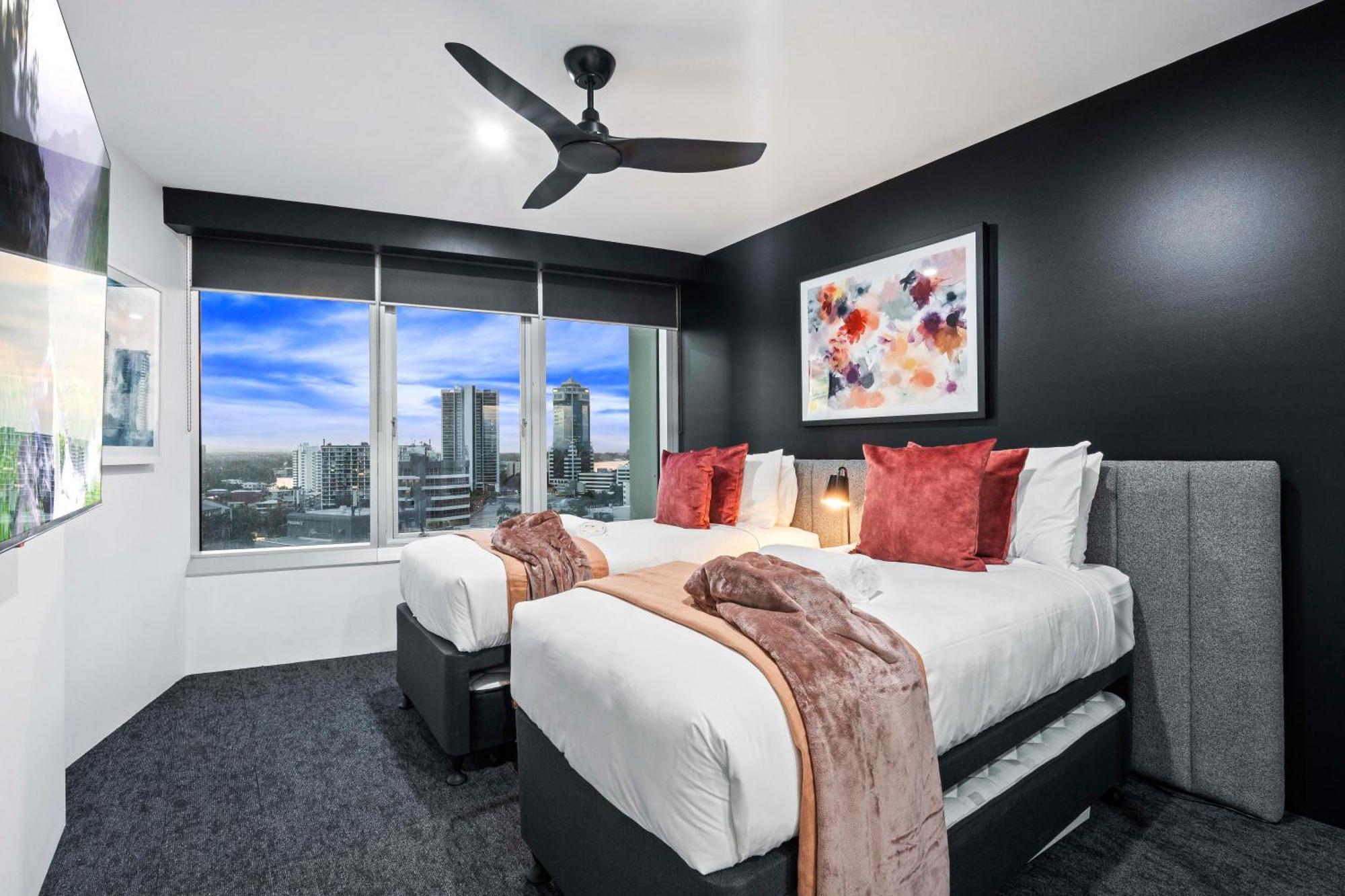 Q Tower At Surfers Paradise - Self Contained Apartments Gold Coast Bagian luar foto