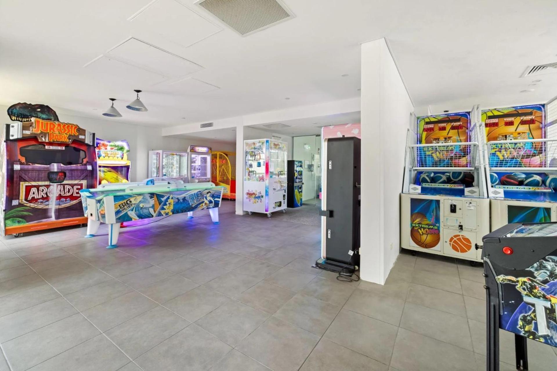 Q Tower At Surfers Paradise - Self Contained Apartments Gold Coast Bagian luar foto