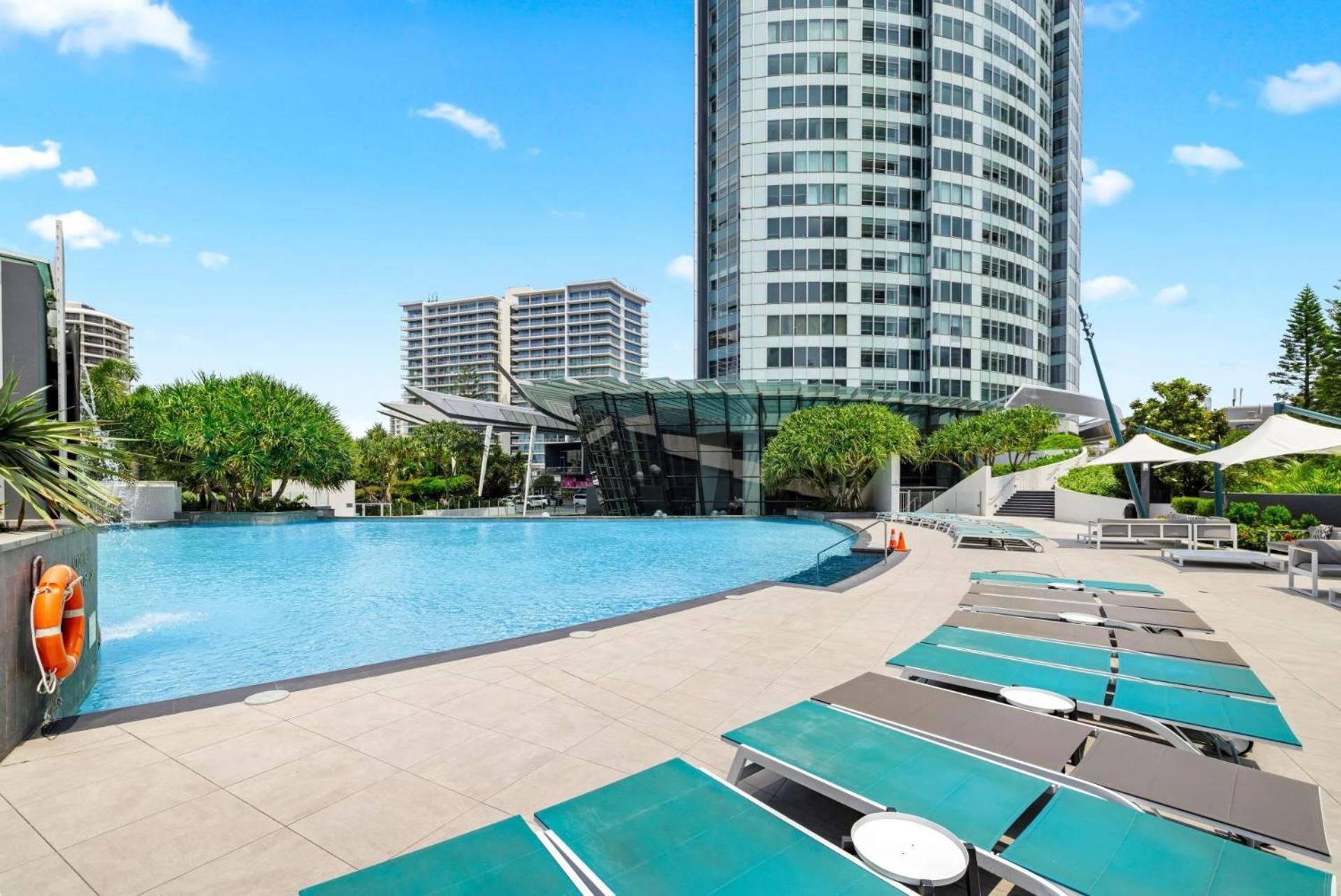 Q Tower At Surfers Paradise - Self Contained Apartments Gold Coast Bagian luar foto