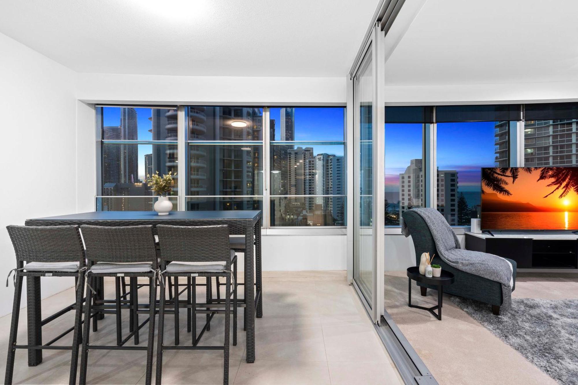 Q Tower At Surfers Paradise - Self Contained Apartments Gold Coast Bagian luar foto