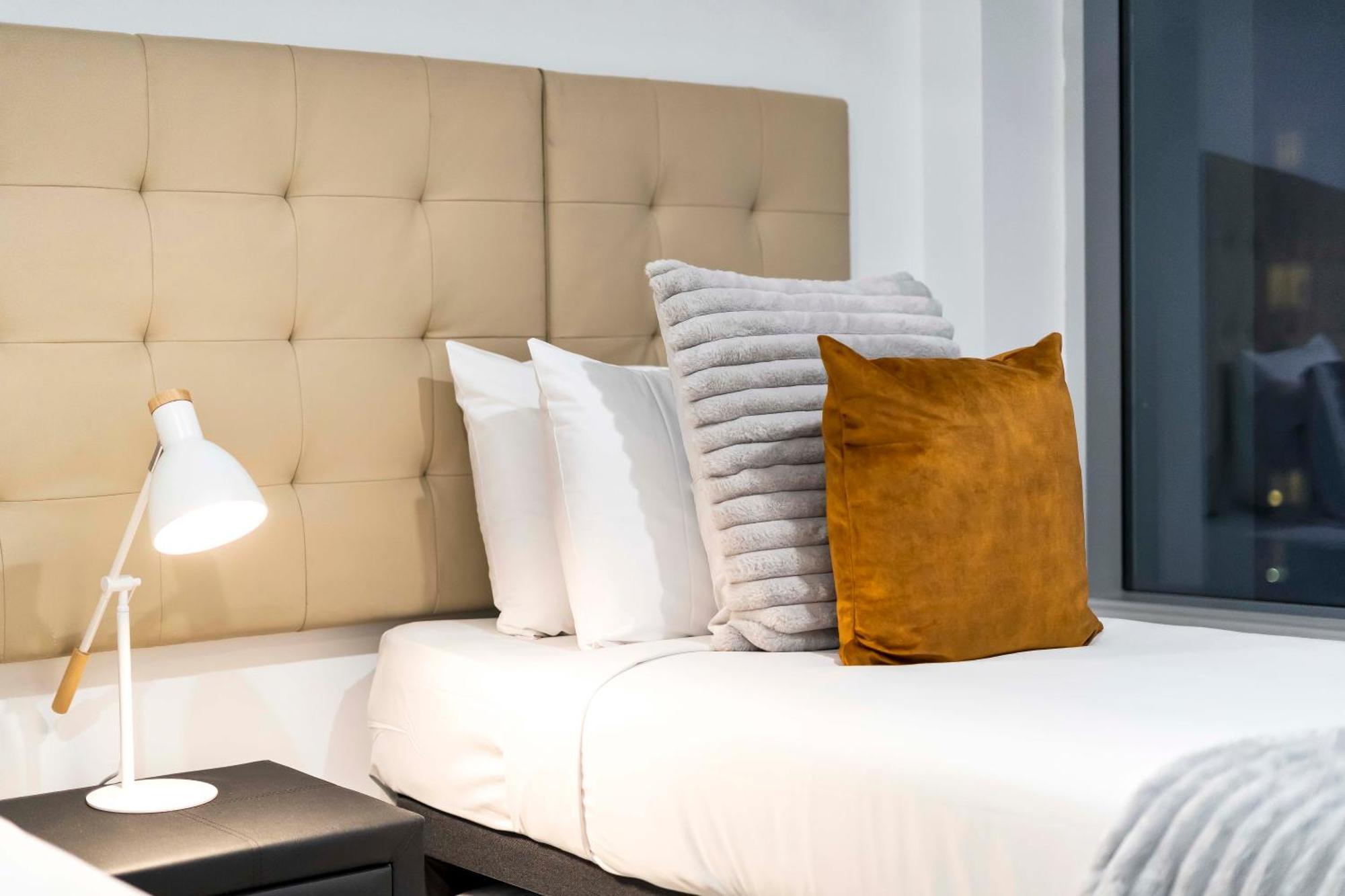 Q Tower At Surfers Paradise - Self Contained Apartments Gold Coast Bagian luar foto