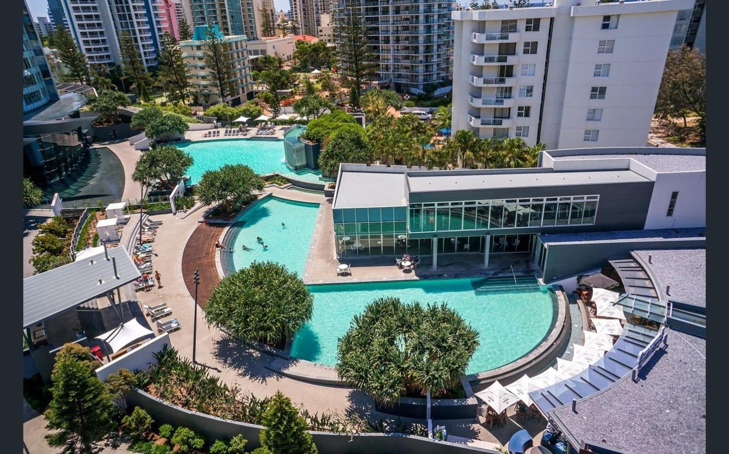 Q Tower At Surfers Paradise - Self Contained Apartments Gold Coast Bagian luar foto