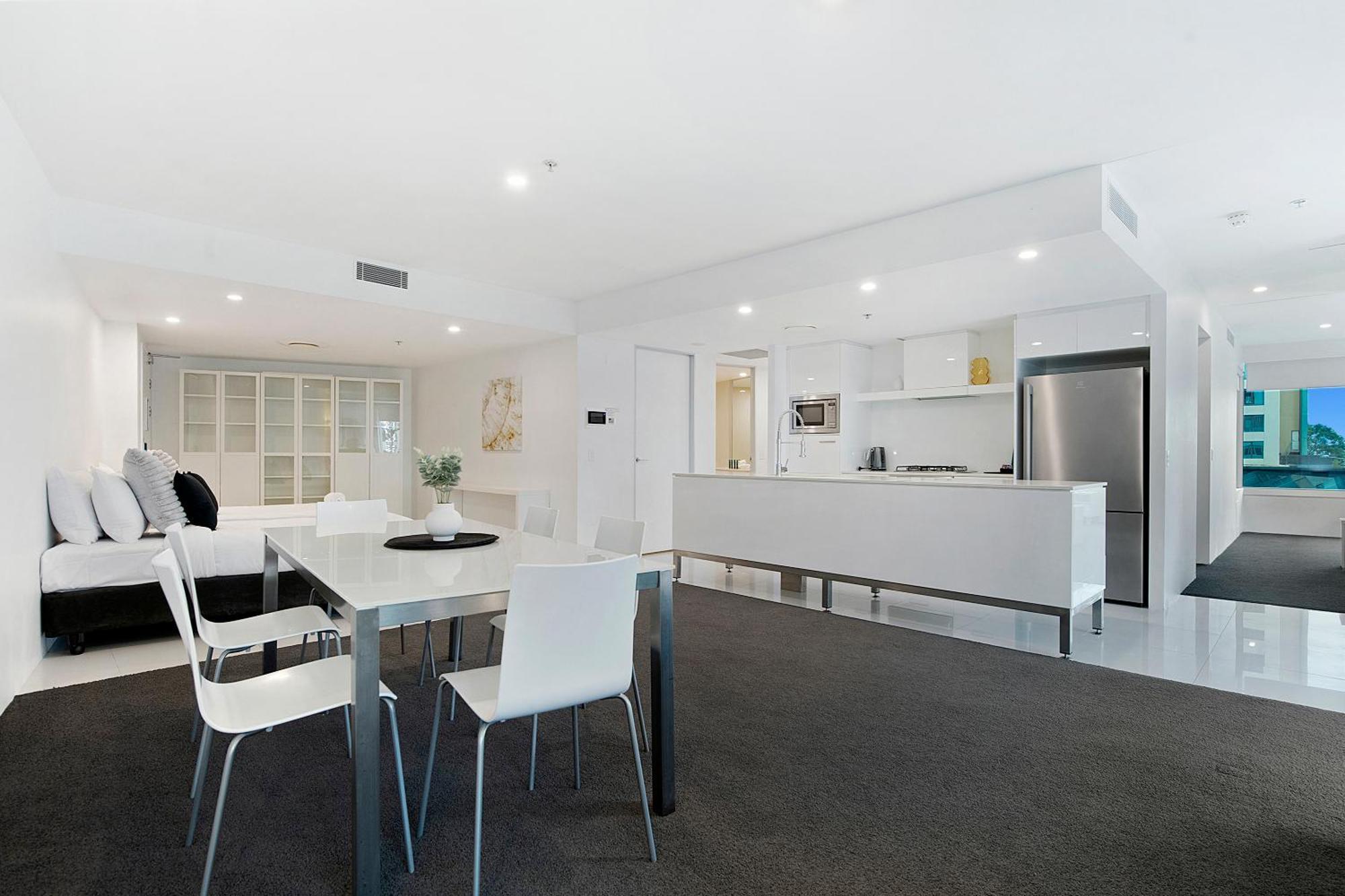 Q Tower At Surfers Paradise - Self Contained Apartments Gold Coast Bagian luar foto